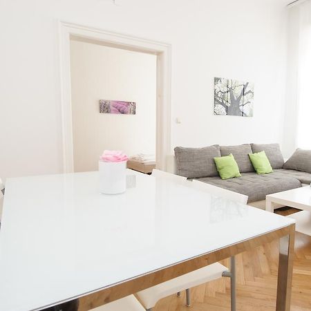 Vienna-Apartment-One Liechtensteinstrasse Luaran gambar